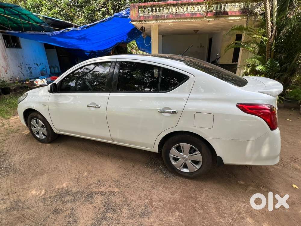 Nissan Sunny 2019