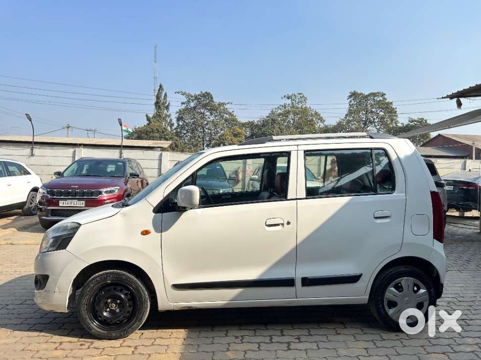 Maruti Suzuki Wagon R Vxi Amt1.2, 2017, Petrol