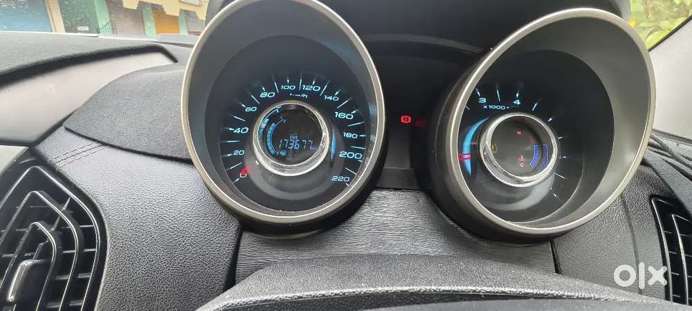 Mahindra Xuv500 2.2 W11 2019
