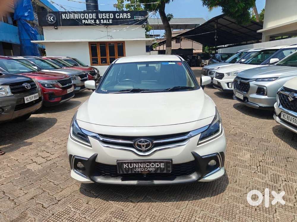 Toyota Glanza 1.2 V Amt, 2024, Petrol