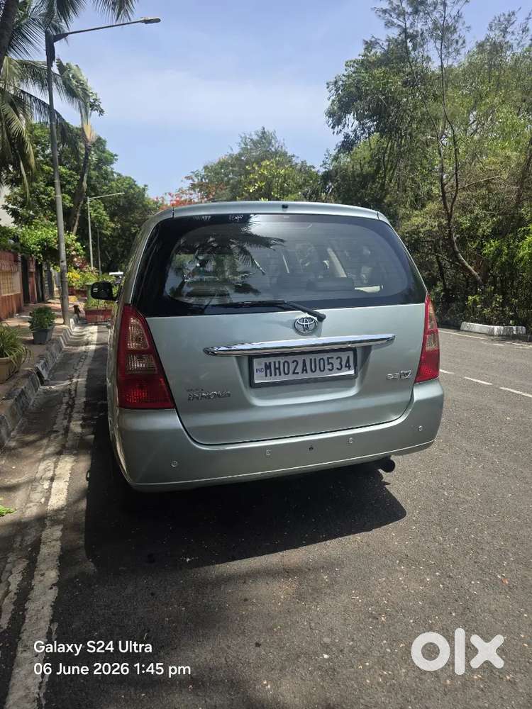 Toyota Innova 2006 Diesel 82000 Km Driven