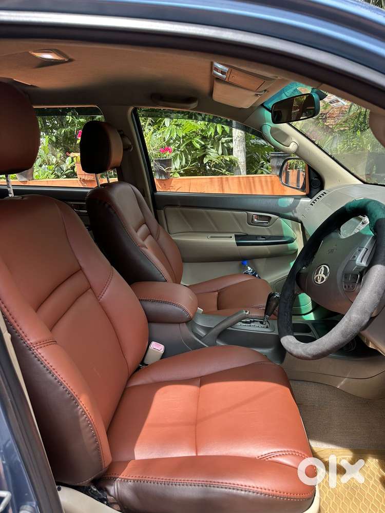 Toyota Fortuner 4x2 4 Speed At, 2012, Diesel