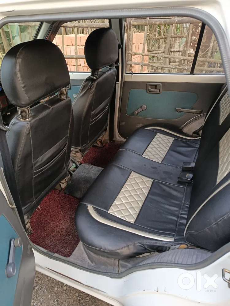 Maruti Suzuki 800 2010