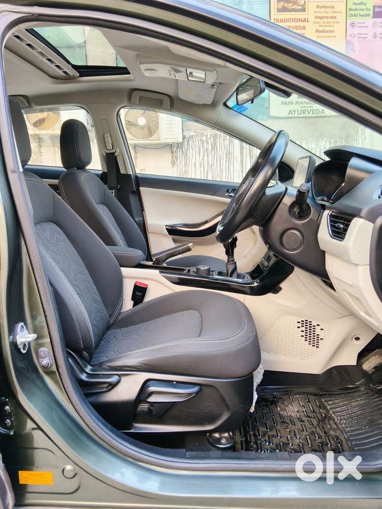 Tata Nexon 1.2 Revotron Xz Plus, 2021, Petrol