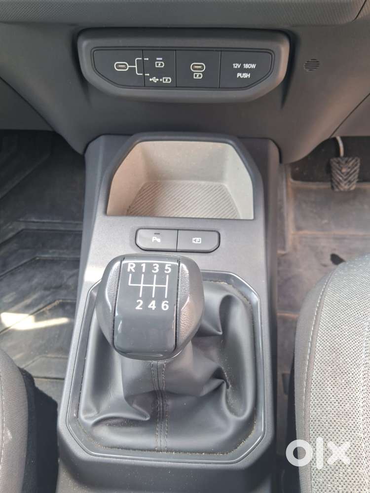 Kia Syros Htk Plus Turbo, 2025, Petrol
