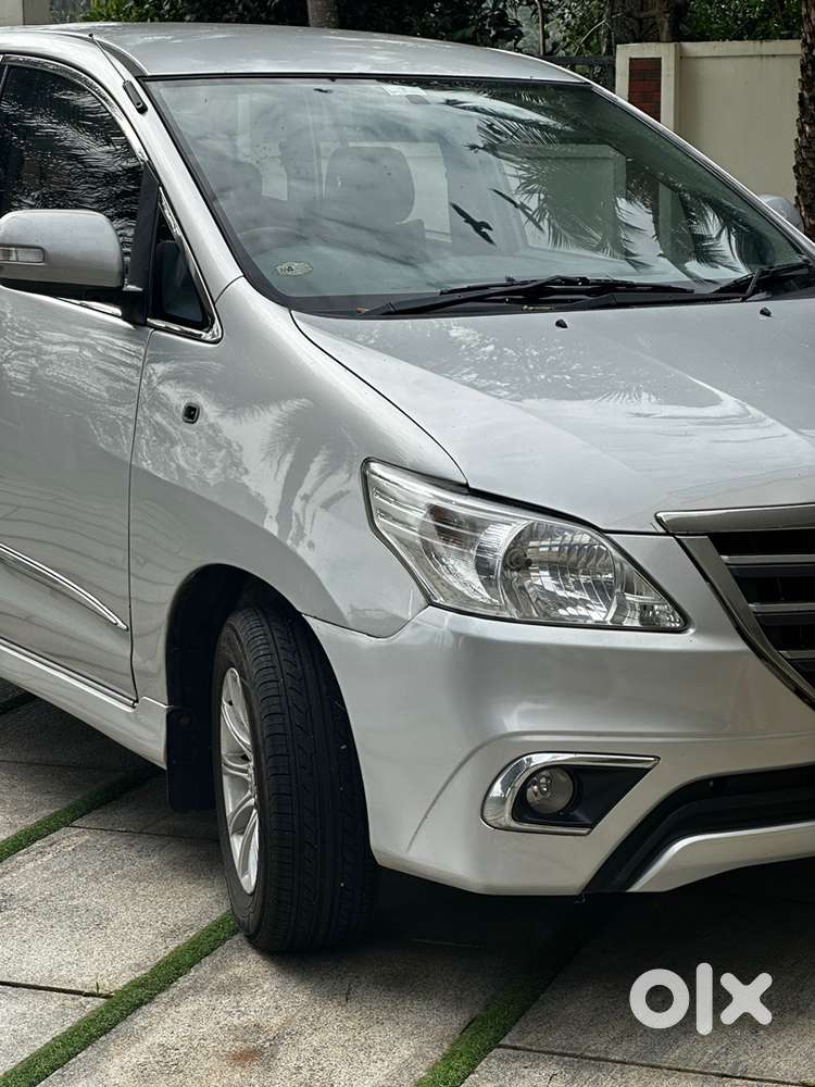 Toyota Innova Diesel 2011 Car