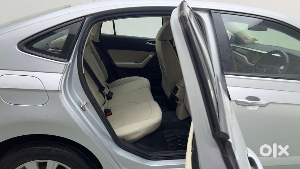 Volkswagen Virtus Highline Plus 1.0 Tsi At, 2022, Petrol