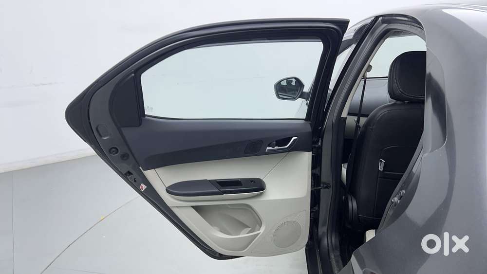 Tata Tiago Xza Plus, 2022, Petrol