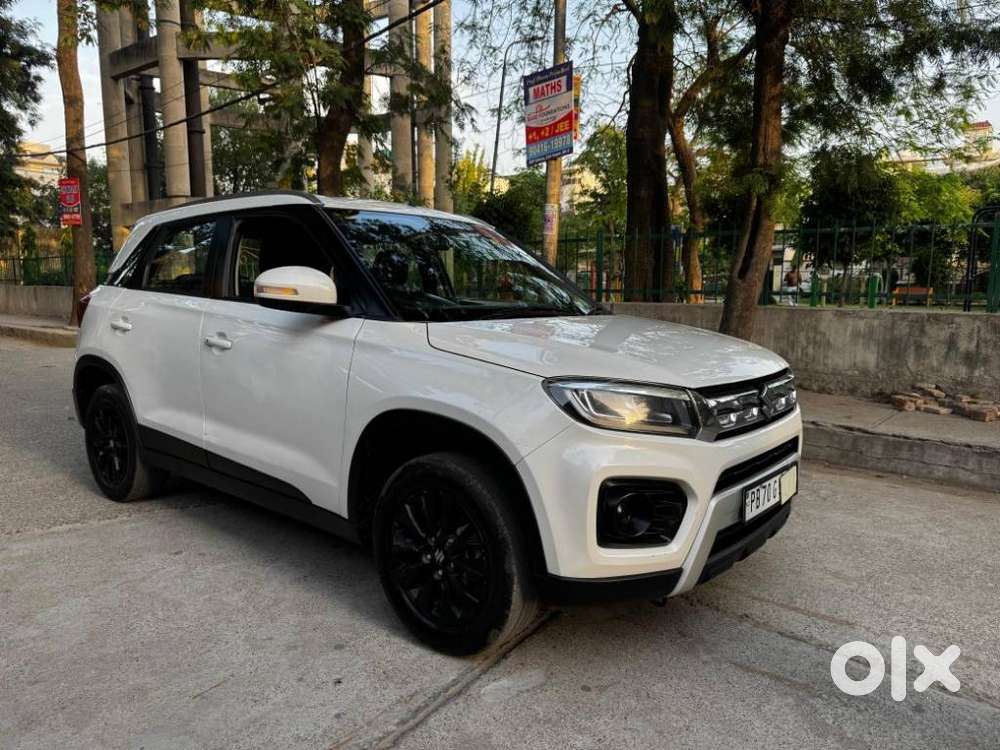 Maruti Suzuki Brezza 1.5 Zxi Smart Hybrid, 2021, Petrol