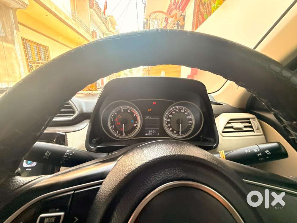 Maruti Suzuki Swift 1.2 Abs 2025