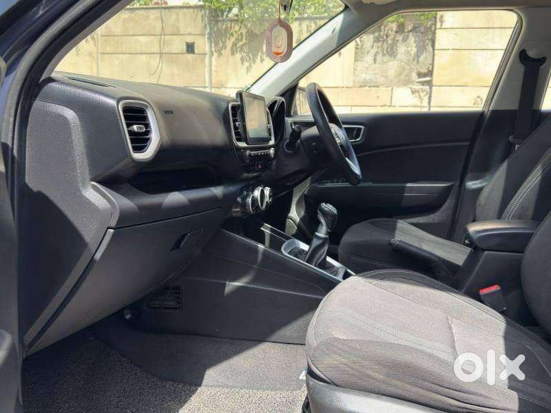 Hyundai Venue 2020 Petrol Good Condition