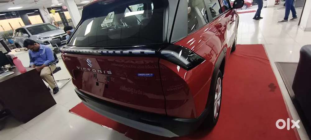 Maruti Suzuki Victoris 2025 Petrol 10000 Km Driven