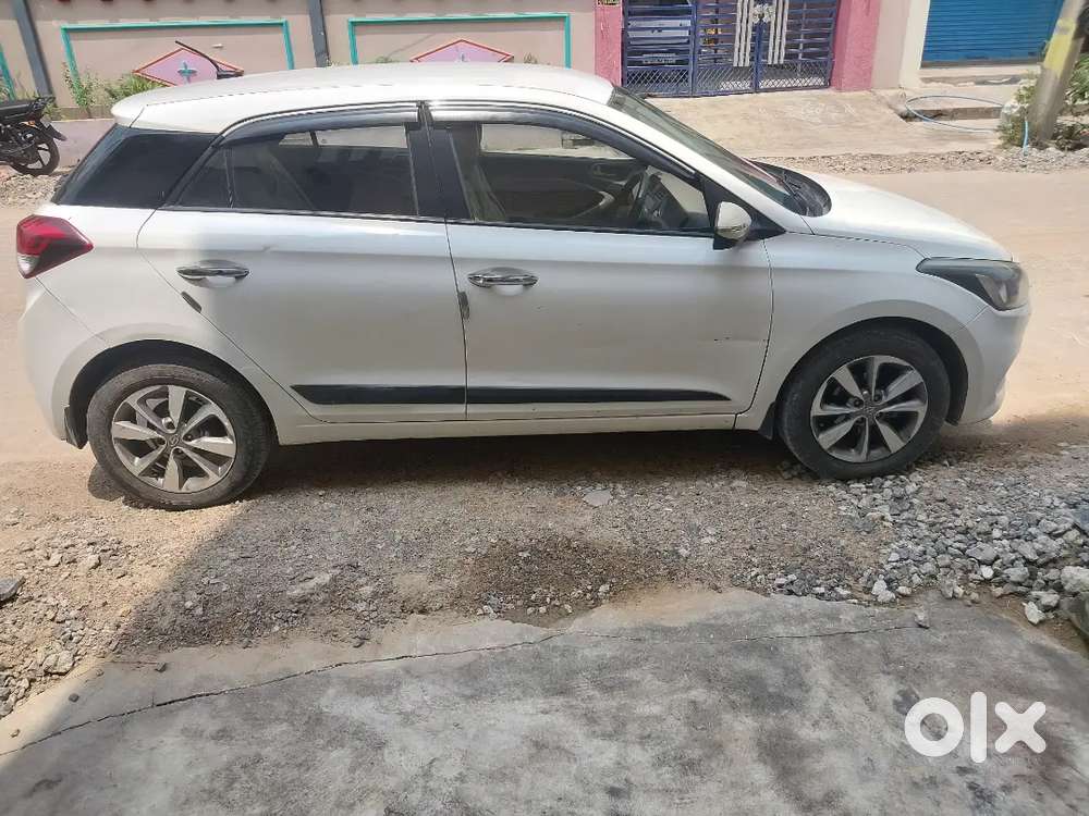 Hyundai I20 Asta 2016 Push Button Start