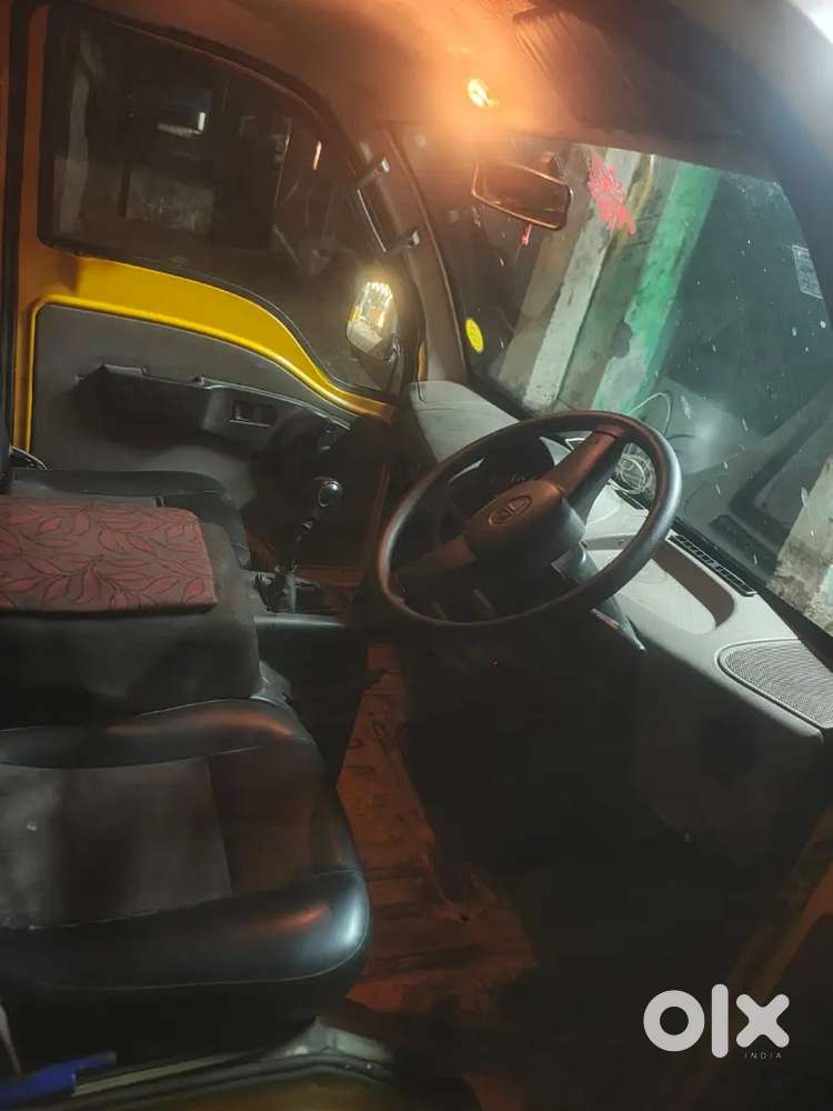 Tata Magic Express  (2019) Model