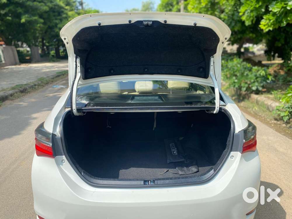 Toyota Corolla Altis G At, 2017, Petrol