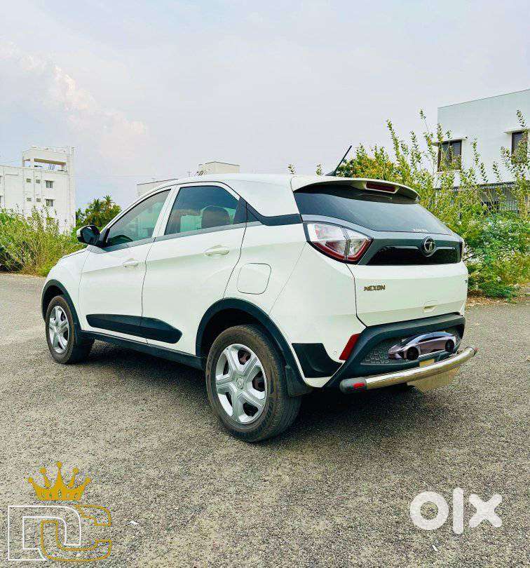 Tata Nexon 1.2 Revotron Xz, 2017, Petrol