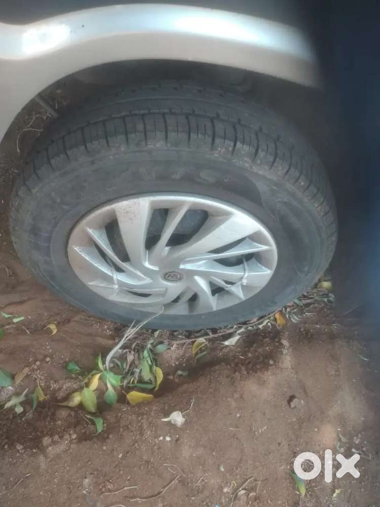 Maruti Suzuki Omni 2014