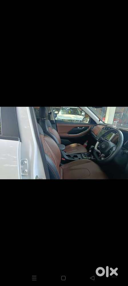 Hyundai Alcazar 1.5 Signature Diesel Mt 6 Str Dual Tone, 2021, Diese..