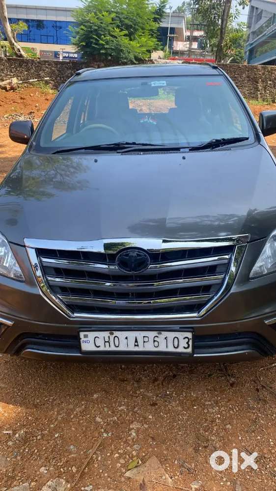 Toyota Innova 2012 Diesel Well Maintained