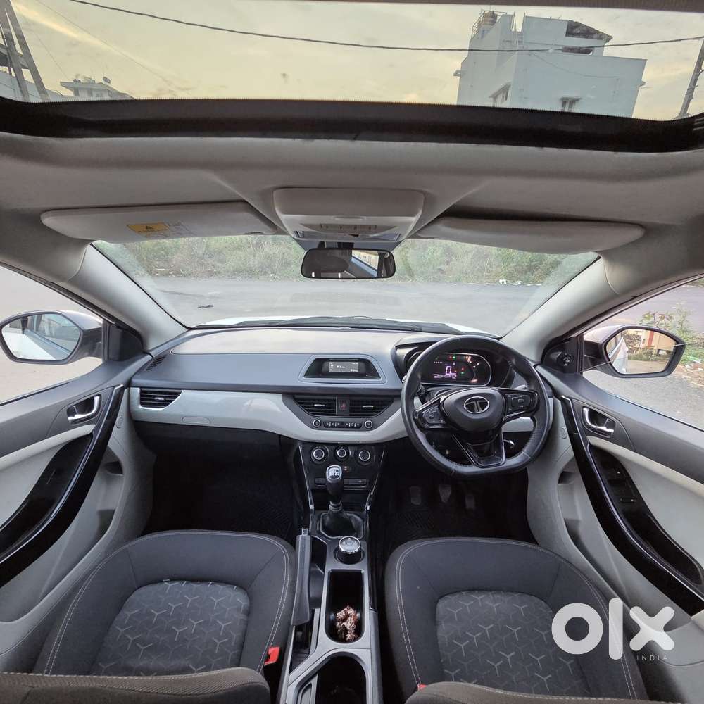 Tata Nexon 1.5 Revotorq Xm (s), 2021, Diesel