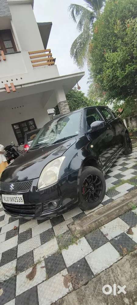 Well Maintained With Mileage Of 20-25kmpl