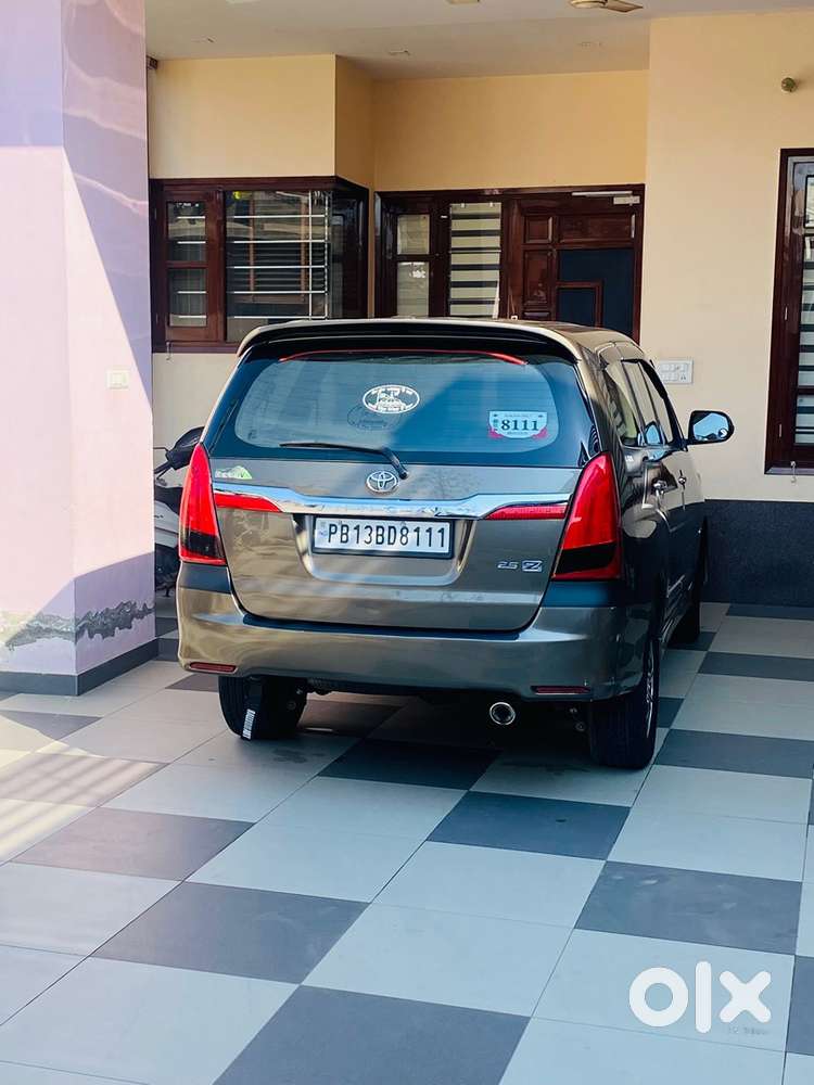 Toyota Innova 2.5 Z 2015