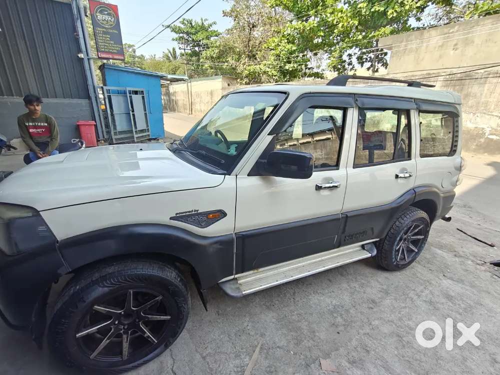 Mahindra Scorpio Classic 2017