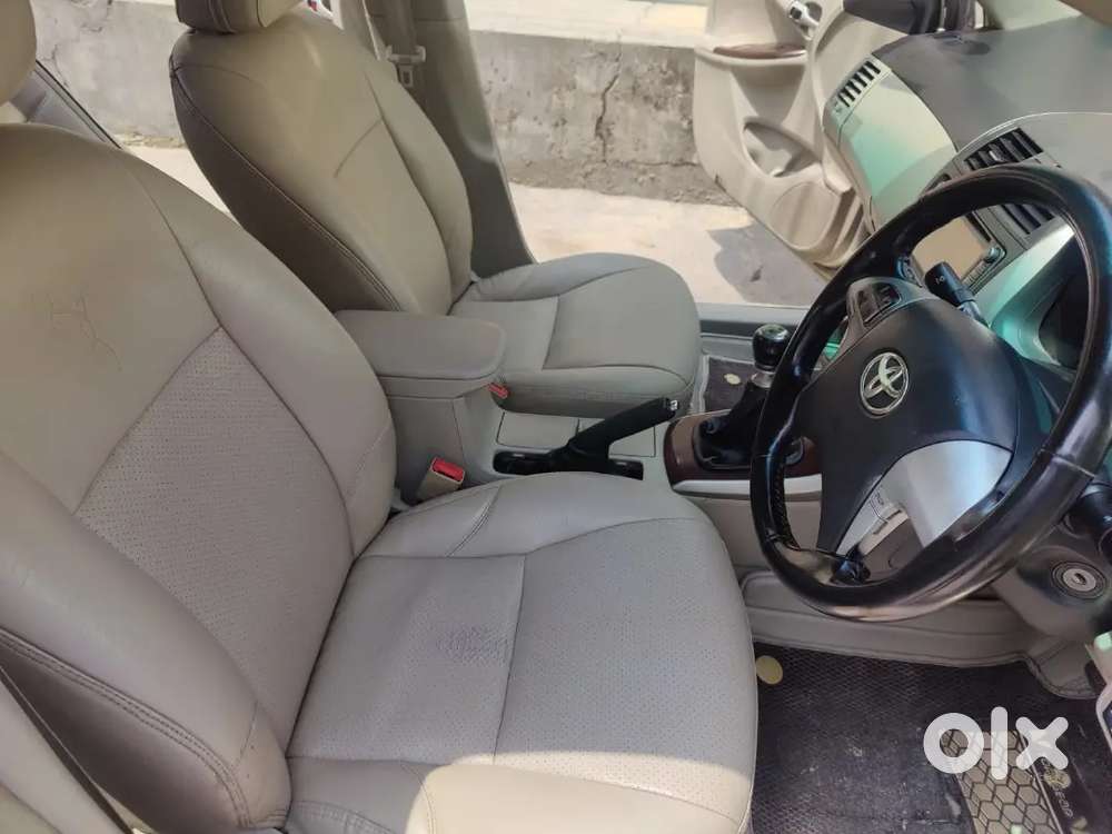 Toyota Corolla Altis 2012 Model Limited Editions