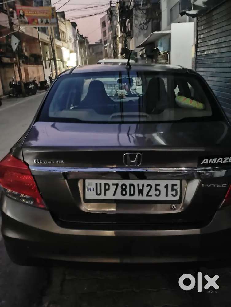 Honda Amaze 2015 Petrol Well Maintained