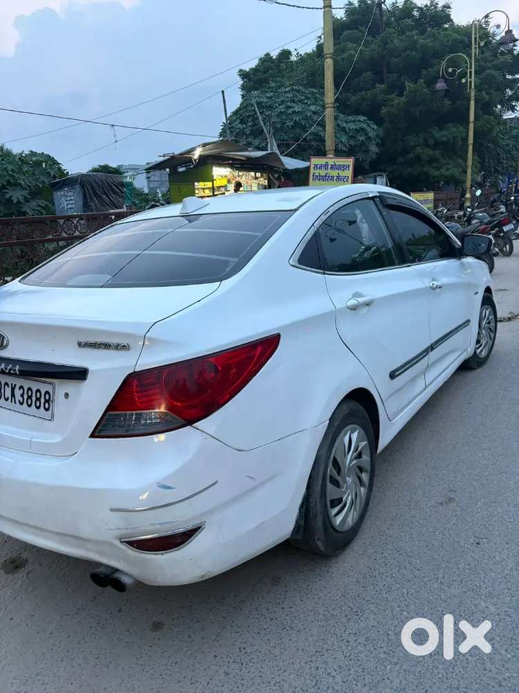 Hyundai Verna Fluidic 2011 Diesel