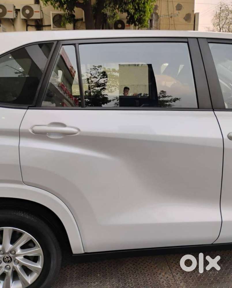 Toyota Innova Hycross 2.0 Gx 8 Str, 2024, Petrol