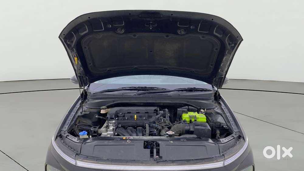 Hyundai Verna 1.5 Sx (o) Ivt, 2023, Petrol