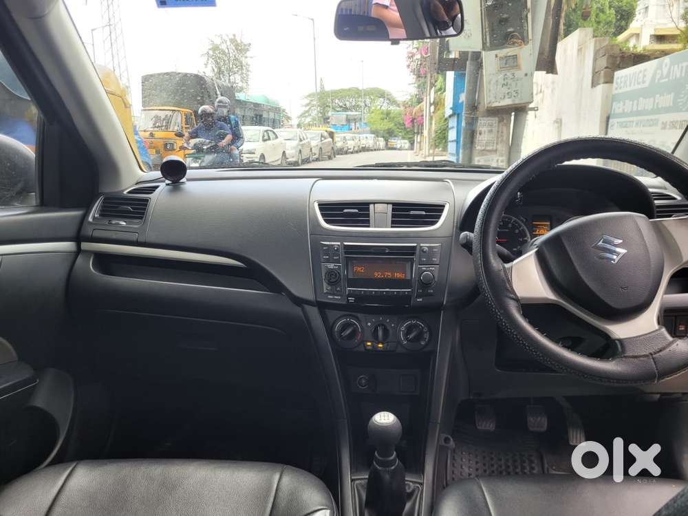Maruti Suzuki Swift Vxi + Manual, 2015, Petrol