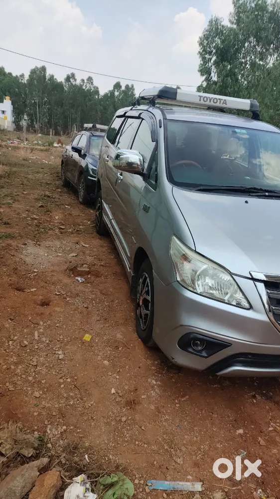 Toyota Innova 2015 Diesel 380000 Km Driven