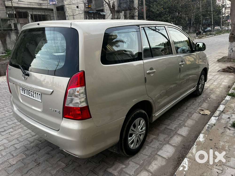 Toyota Innova Diesel 2013