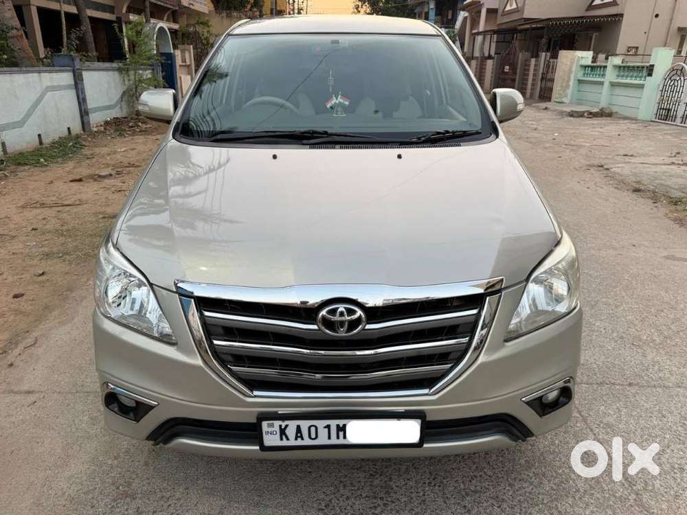 Toyota Innova 2.5 V 8 Str, 2014, Diesel