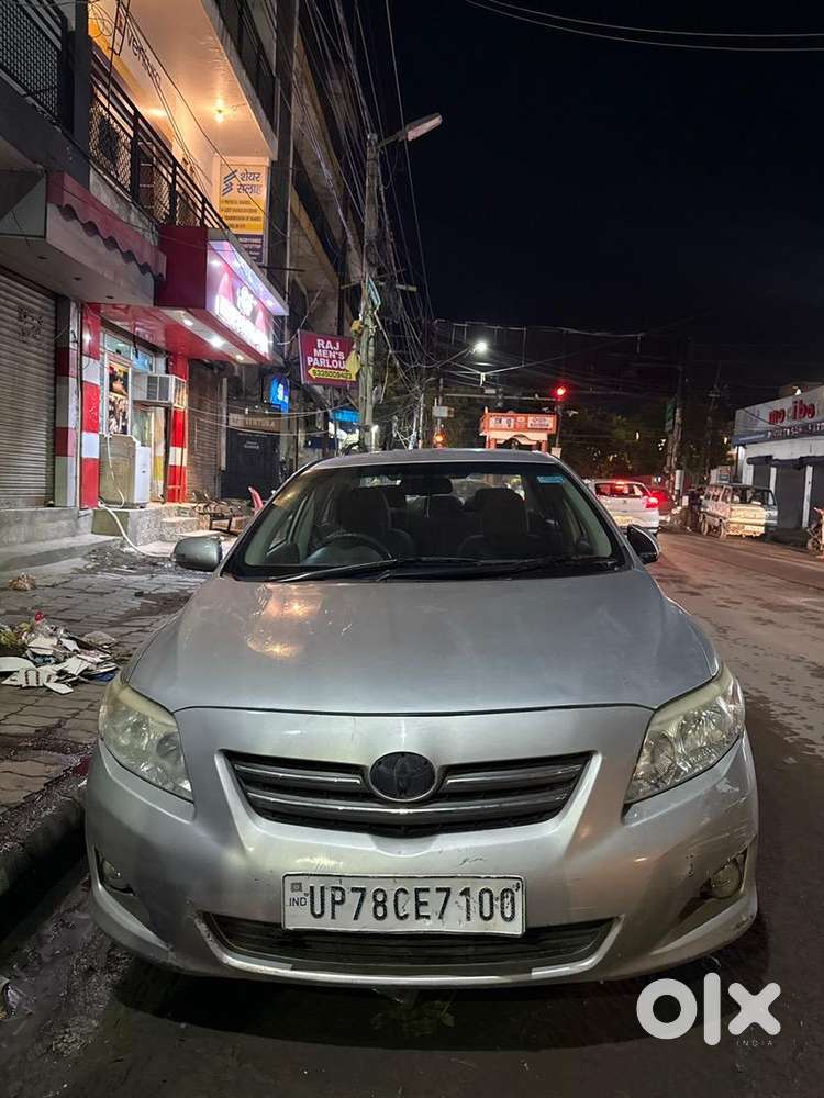 Toyota Corolla Altis 2011 Petrol 33000 Km Driven