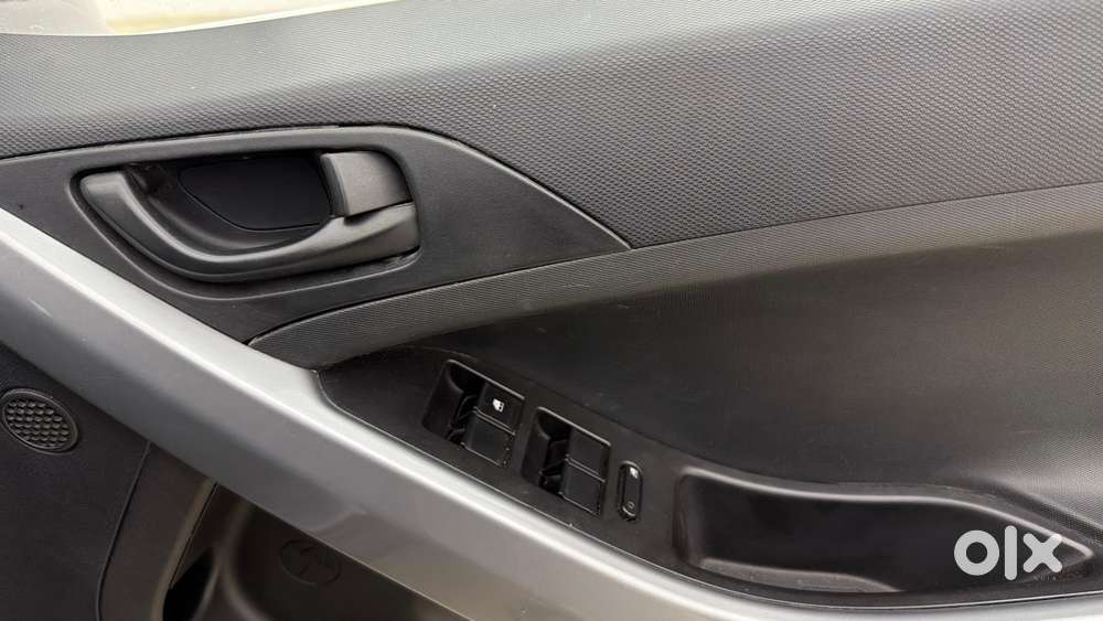 Tata Nexon 1.5 Revotorq Xma Amt (s), 2021, Petrol