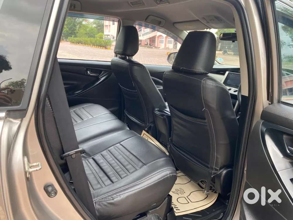 Toyota Innova Crysta [2020-ongoing] 2.4 Gx 8 Str, 2019, Diesel