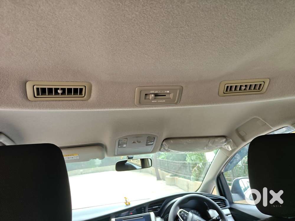 Toyota Innova Crysta 2.8 Gx At 8s, 2019, Diesel