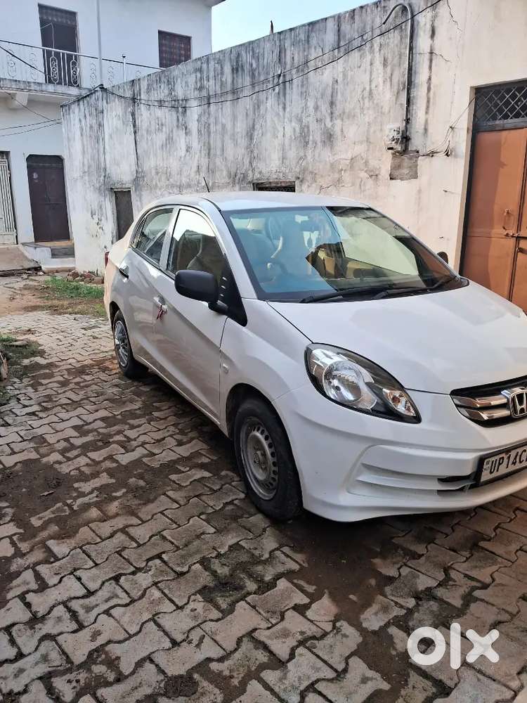 Honda Amaze 2015 Diesel Well Maintained