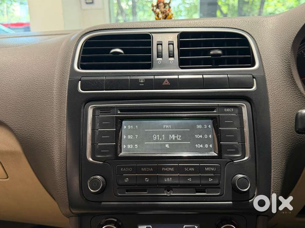 Volkswagen Vento 2010-2013 Petrol Highline, 2013, Petrol