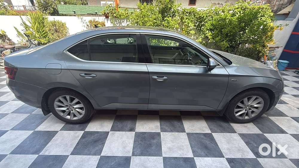 Skoda Superb Petrol 2017
