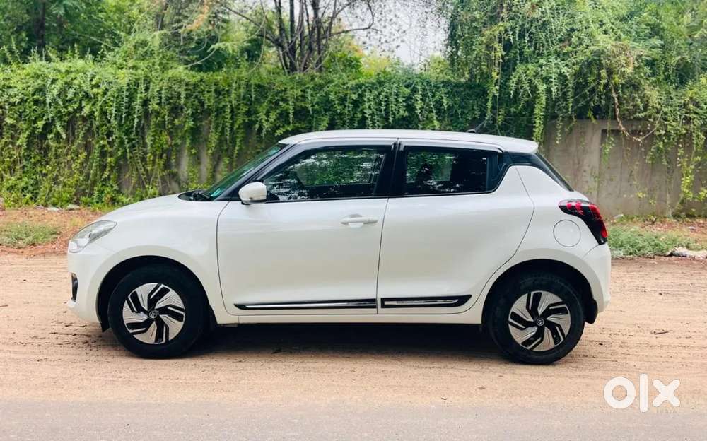 Maruti Suzuki Swift Vxi, 2023, Petrol