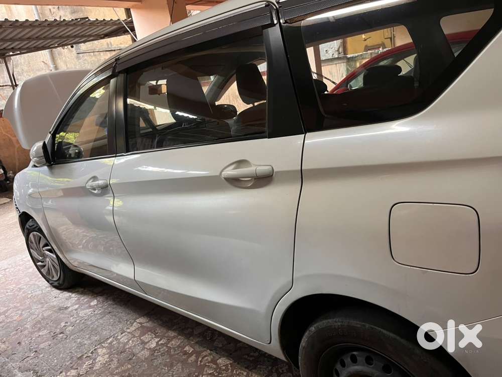 Maruti Ertiga Vxi 2025