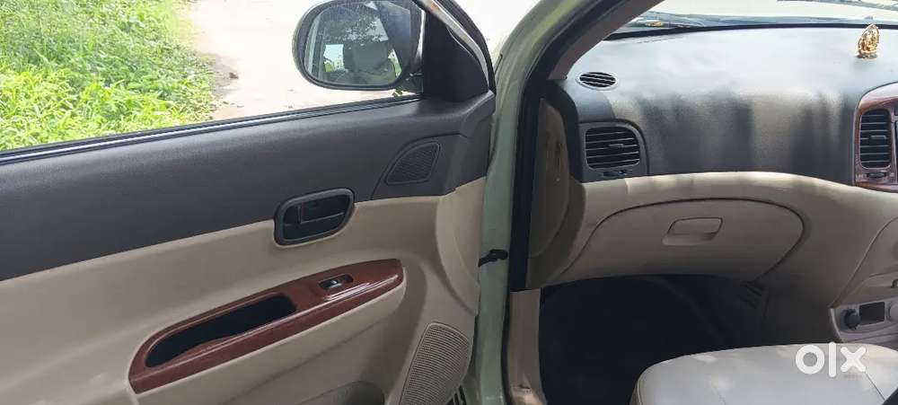 Hyundai Verna 2011 Diesel Manual 10268 Km