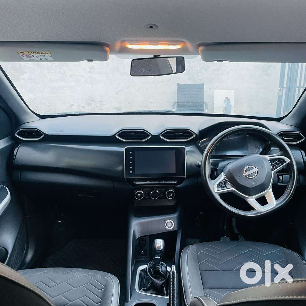 Nissan Magnite Kuro Edition Petrol Amt, 2024, Petrol