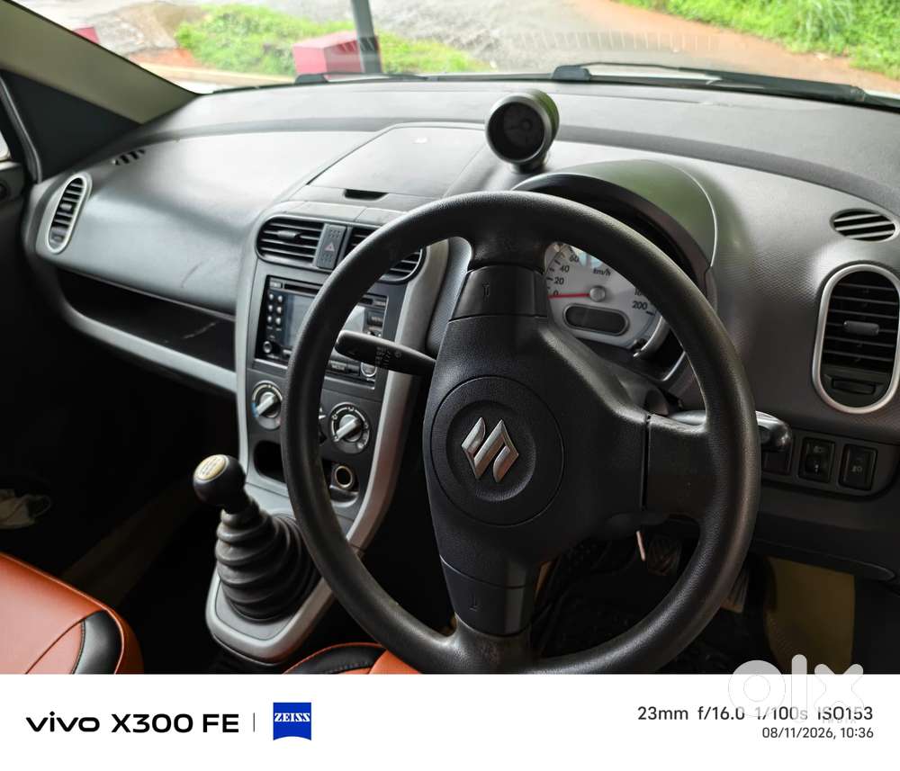 Maruti Suzuki Ritz Vxi, 2012, Petrol