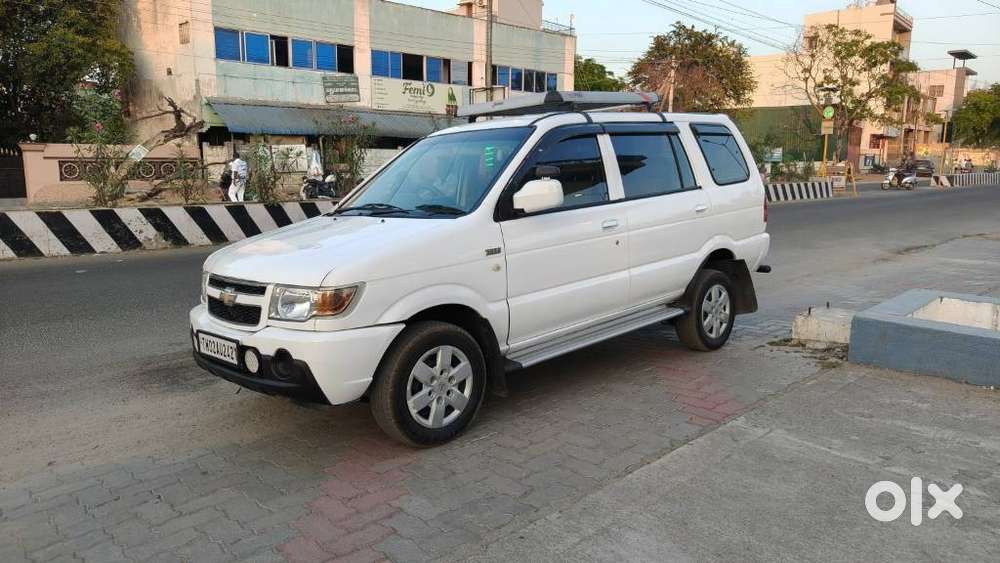 Chevrolet Tavera Neo Ls B3 - 10 Seats Bsii, 2012, Diesel