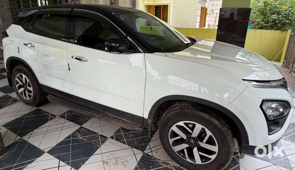 Top Model Tata Harrier